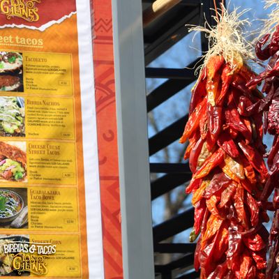 Los Galanes Birrias & Tacos by null