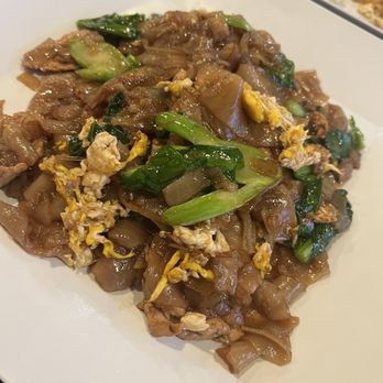 Thai Chaiyo Tustin - 105. Pad See Ew - Thai Near Me - Tustin, California Thai Chaiyo Tustin - 105. Pad See Ew - Thai Near Me - Tustin, California