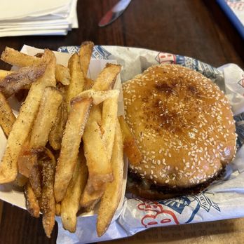 Babe's Old Fashioned Food - Cheeseburger and Fries - Burgers Near Me - San Antonio, Texas Babe's Old Fashioned Food - Cheeseburger and Fries - Burgers Near Me - San Antonio, Texas