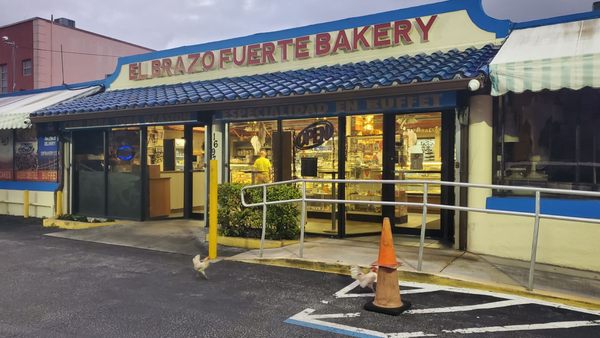El Brazo Fuerte Bakery by null