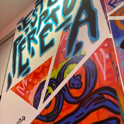 Dave's Hot Chicken by null