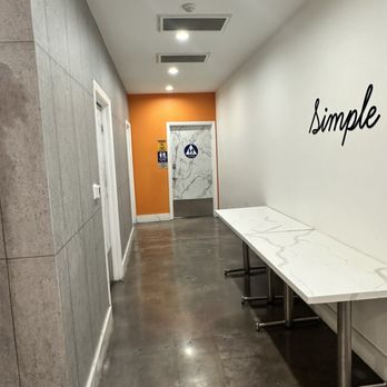Its Boba Time - Riverside - Bathroom - Coffee & Tea Near Me - Riverside, California