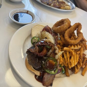 Oasis Diner Restaurant - Western Burger Dx no chz add jalapeño Waffle Fries. Thick cut bacon cooked perfectly! - Diners Near Me - Brooklyn, New York