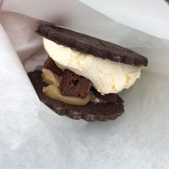 Peace Pie - Salted caramel brownie - YUM! $6 - Ice Cream & Frozen Yogurt Near Me - Cape May, New Jersey Peace Pie - Salted caramel brownie - YUM! $6 - Ice Cream & Frozen Yogurt Near Me - Cape May, New Jersey