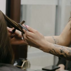 Razor hair cutting technique done by Rosa- Owner & Stylist at Luna collective salon!  Denver shag haircuts, Denver razor hair cutting