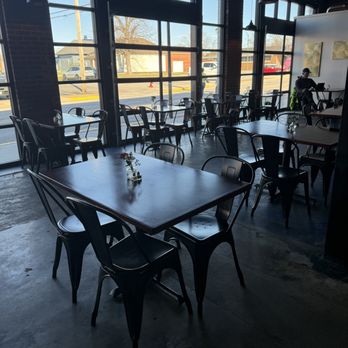 Cafe LaNae & Bakery - Dining Room - Cafes Near Me - Wood River, Illinois