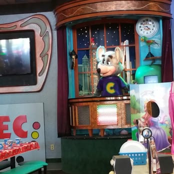 Chuck E Cheese 96 Photos 72 Reviews Pizza 25817 104th Ave