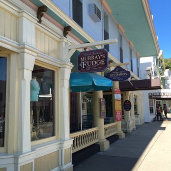 Murray Hotel Fudge - Desserts Near Me - Mackinac Island, Michigan Murray Hotel Fudge - Desserts Near Me - Mackinac Island, Michigan