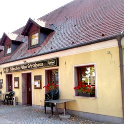 Hoenckes Altes Wirtshaus - von außen am Morgen