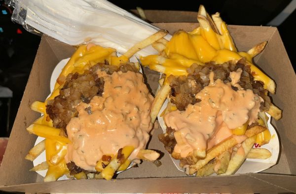 In-N-Out Burger by null