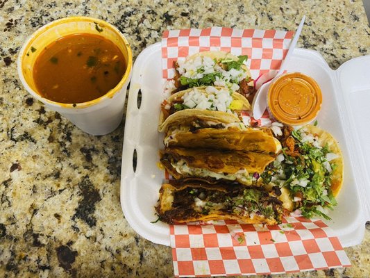 Los Agavez Taqueria by null