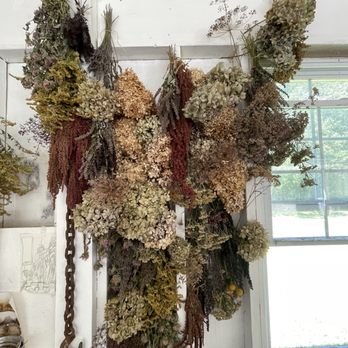 The Grounds of Livev - Stunning spaces - Art Classes Near Me - Oakton, Virginia