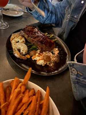 Di Campli’s Italian Ristorante by null