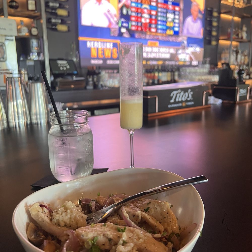Cook’d - Chicken rice bowl and pineapple coconut mimosa - American Near Me - Reno, Nevada Cook’d - Chicken rice bowl and pineapple coconut mimosa - American Near Me - Reno, Nevada