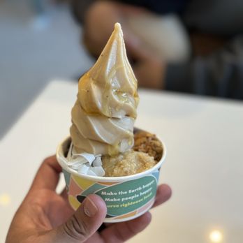 Banan - Chunkadelic - Ice Cream & Frozen Yogurt Near Me - San Francisco, California Banan - Chunkadelic - Ice Cream & Frozen Yogurt Near Me - San Francisco, California