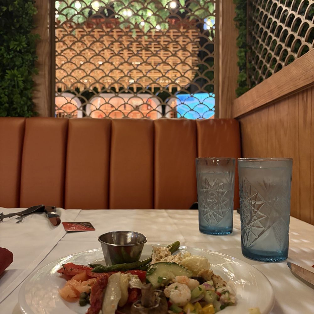 Bullvino’s - Seating - Steakhouses Near Me - Bolingbrook, Illinois Bullvino’s - Seating - Steakhouses Near Me - Bolingbrook, Illinois