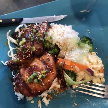 The Hukilau - Sushi Bars Near Me - Florence, Oregon
