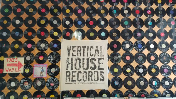 Vertical House Records by null