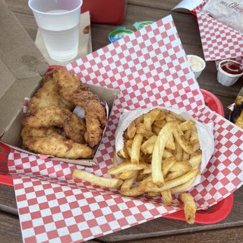 Small Cheval- Fulton Market - Famous Fried Chicken Tenders - Burgers Near Me - Chicago, Illinois Small Cheval- Fulton Market - Famous Fried Chicken Tenders - Burgers Near Me - Chicago, Illinois