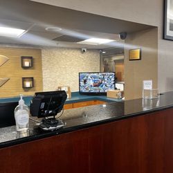Comfort Suites