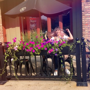 Stefari West Avenue - Coffee & Tea Near Me - Kankakee, Illinois Stefari West Avenue - Coffee & Tea Near Me - Kankakee, Illinois