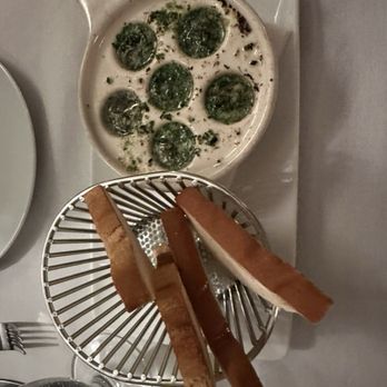 Alouette Bistro - Escargot - French Near Me - Vancouver, British Columbia Alouette Bistro - Escargot - French Near Me - Vancouver, British Columbia