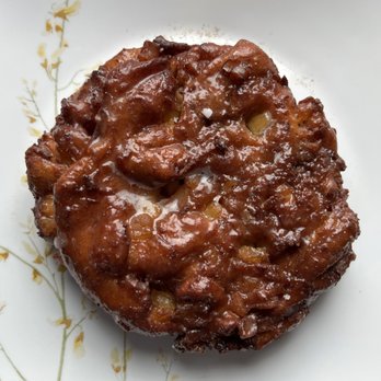 Randy’s Donuts - Apple fritter - Coffee & Tea Near Me - San Diego, California Randy’s Donuts - Apple fritter - Coffee & Tea Near Me - San Diego, California
