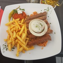 Zum Anglerheim - Cevapcici, Reis, Pommes, Ayvar