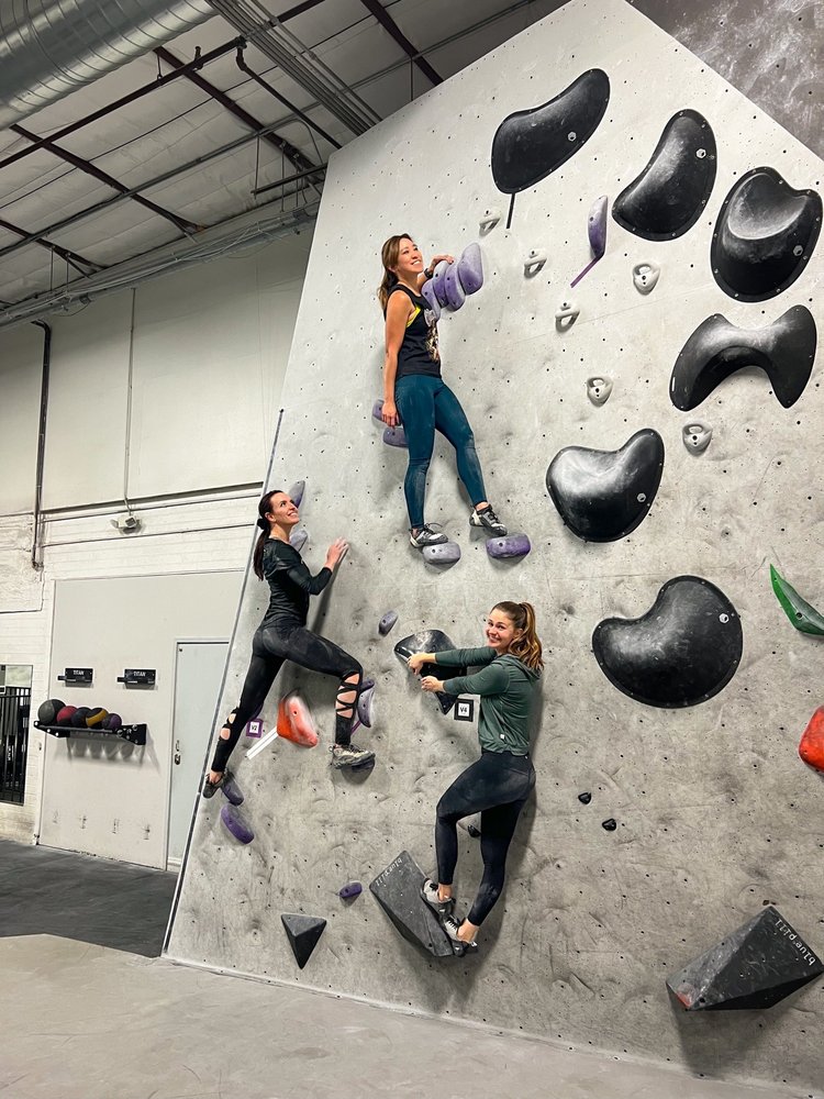 BLACK ROCK BOULDERING GYM 14 Photos & 29 Reviews 10436 North 32nd