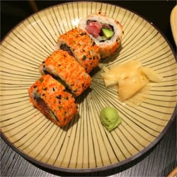 Gochi - Spicy tuna sushi