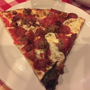 Grimaldi's Pizzeria - Pepperoni/sausage pizza - Pizza Near Me - Allen, Texas Grimaldi's Pizzeria - Pepperoni/sausage pizza - Pizza Near Me - Allen, Texas