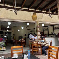 Don Cafeto - Exterior