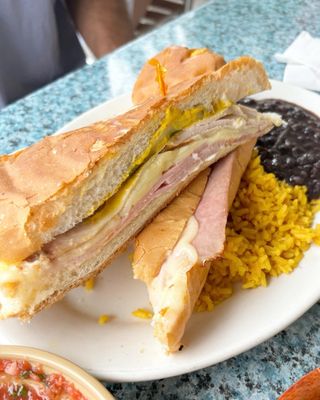 La Fonda Latina by null