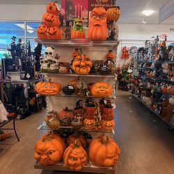 HomeGoods - Inside