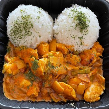 EbiNomi - Chicken Curry - Asian Fusion Near Me - Honolulu, Hawaii