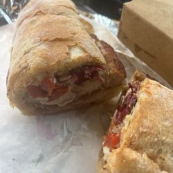 Tonino’s - Il Nonno, replaced sausage with chicken