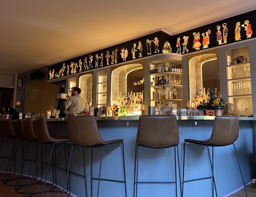 Little Rascal Bar by null