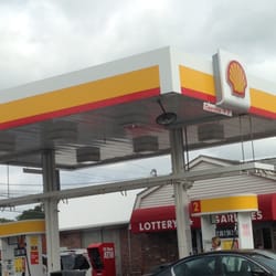 Walpole Shell -- 745 Main Street / Route 1A, Walpole                  Station