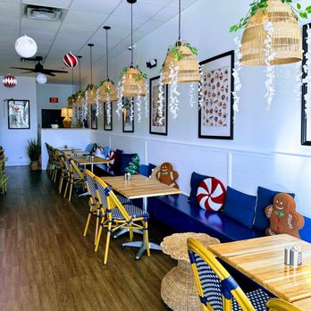 Vincent's - Indoor seating - French Near Me - Boca Raton, Florida