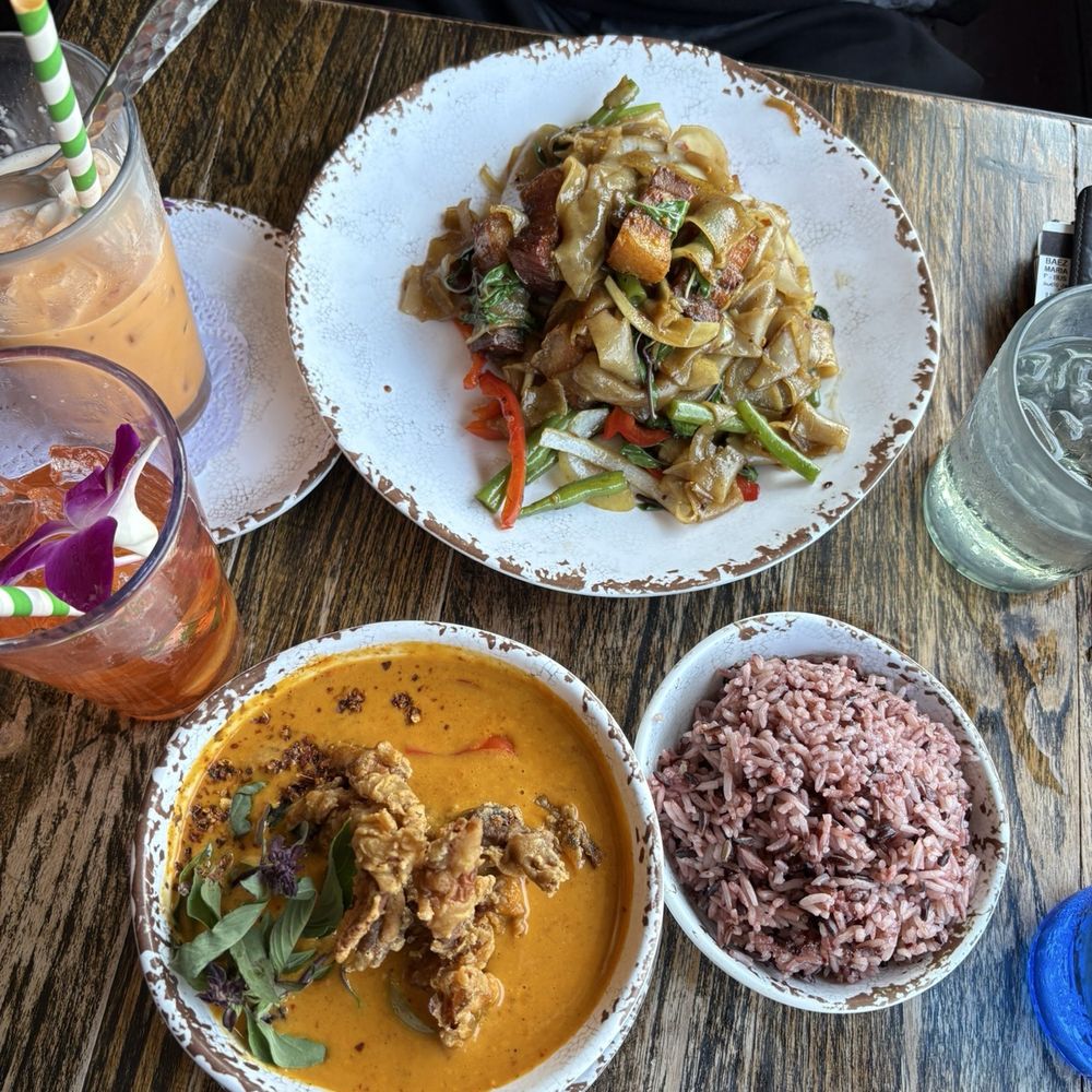 Thai District - soft shell crab curry and Pad See Eew - Thai Near Me - Long Beach, California Thai District - soft shell crab curry and Pad See Eew - Thai Near Me - Long Beach, California