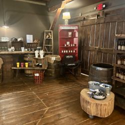Grandaddy Mimm's Distilling - Retail