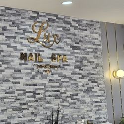 LUX NAIL SPA - Store front