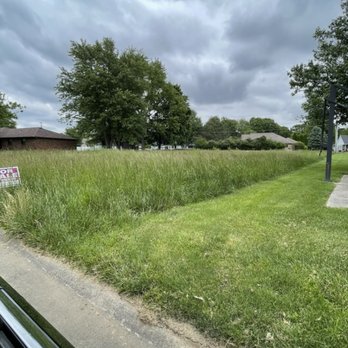 Evans Lawn Care - Before - Lawn Services Near Me Evans Lawn Care - Before - Lawn Services Near Me