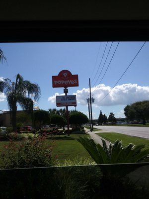 Popeyes Louisiana Kitchen by null