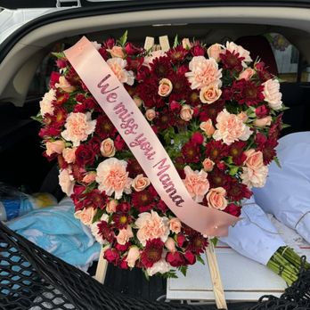 Quality Wholesale Florist - Florists Near Me - La Puente, California