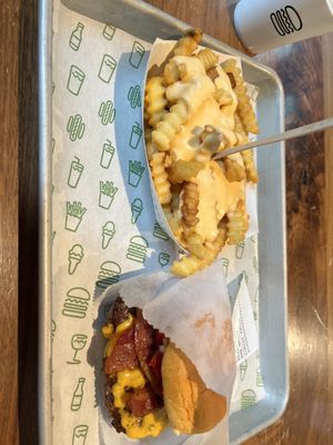 Shake Shack Willis Tower by null