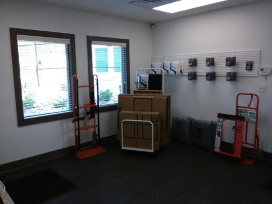 WEST KNOX SAFE & SOUND STORAGE Updated July 2024 10 Photos 1430