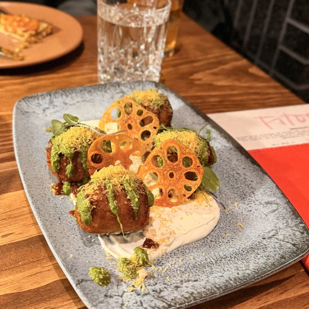 Fitoor - Mumbai Dabeli Croquette - Lounges Near Me - San Jose, California