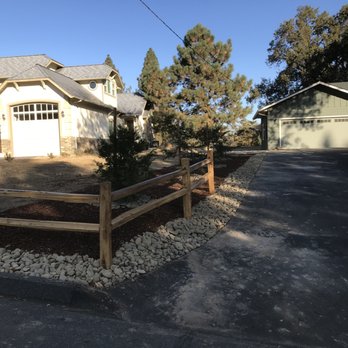 Gibson Custom Landscape - the driveway and garage - Landscaping Near Me - Sonora, California Gibson Custom Landscape - the driveway and garage - Landscaping Near Me - Sonora, California
