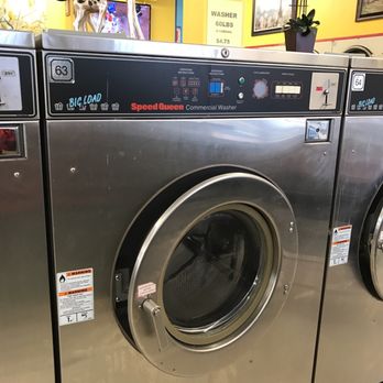 Lomita Coin Laundry - My fav 60lbs machine - Laundromat Near Me - Lomita, California